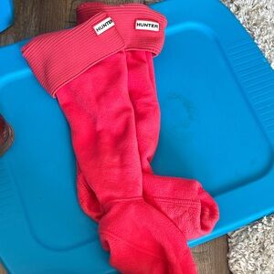 Hunter Kids Bright Pink Fleece Socks
